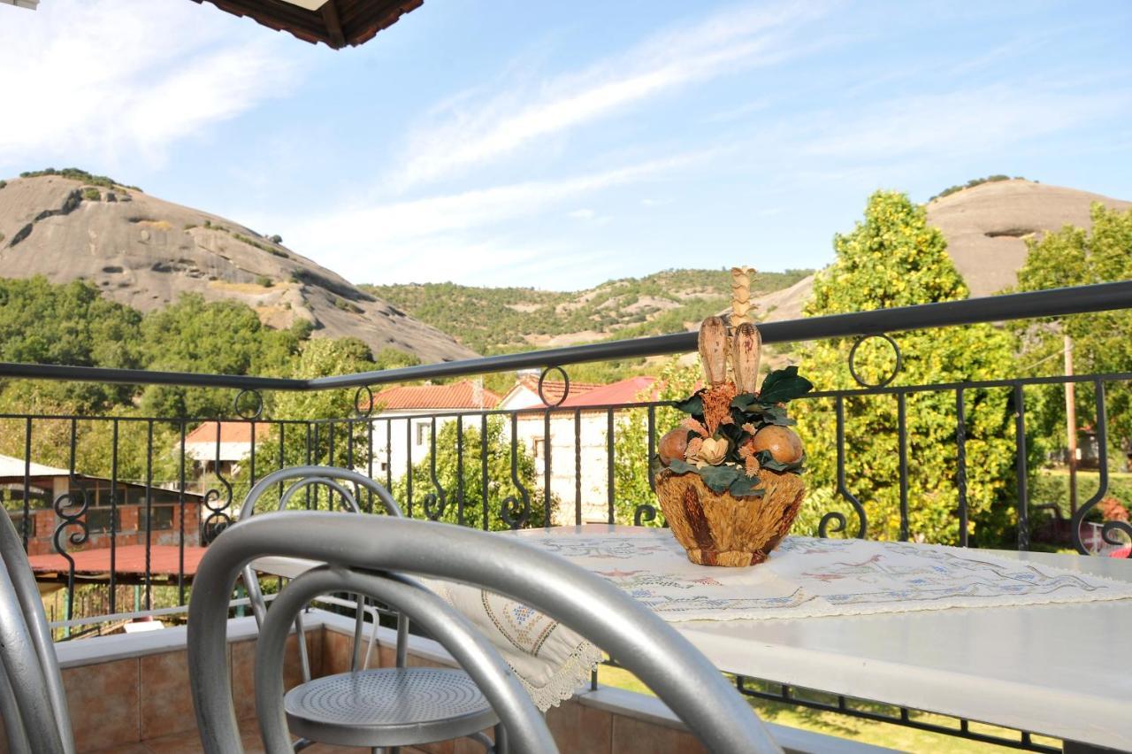 The Other Side Of Meteora With Lush Garden, Bbq & Pavillion Kalambaka Exterior photo